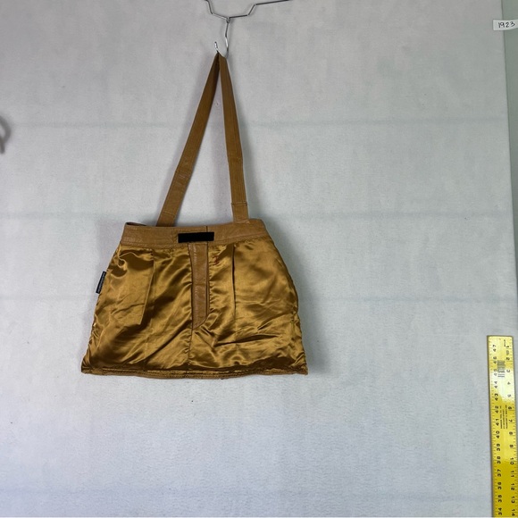 WILSONS MAXIMA TOP PANTS DESIGN CROSSBODY PURSE - Picture 11 of 16